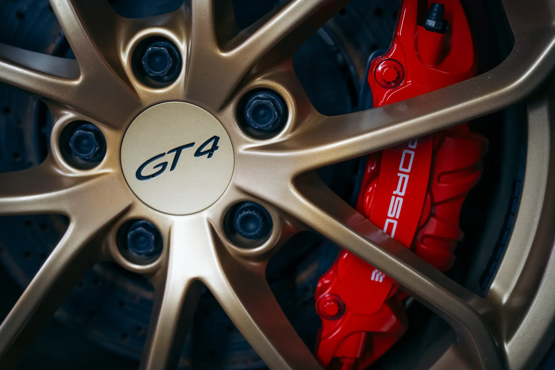 gt4 porshe